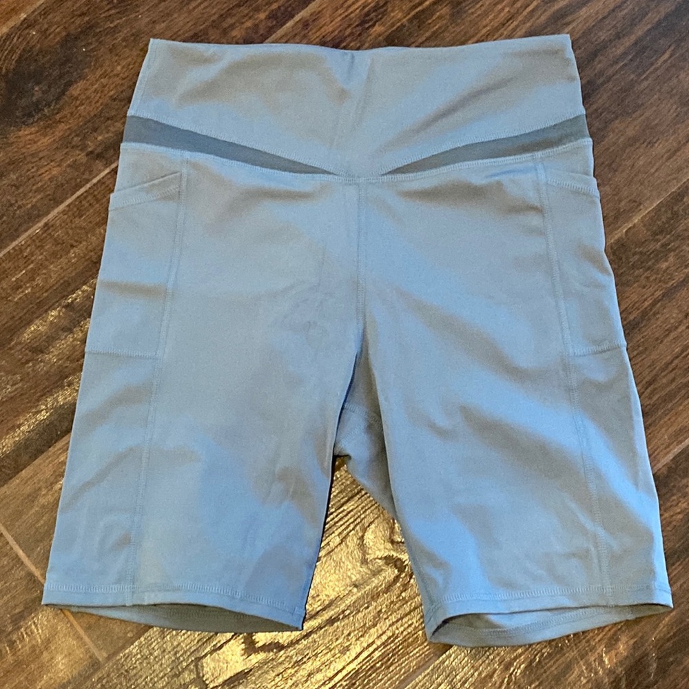 Training Girl Nylon/Spandex Shorts Size Large